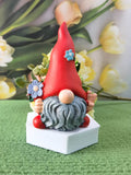 Gnome red garden resin ornament