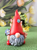 Gnome red garden resin ornament