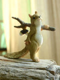 Small squirrel resin ornaments